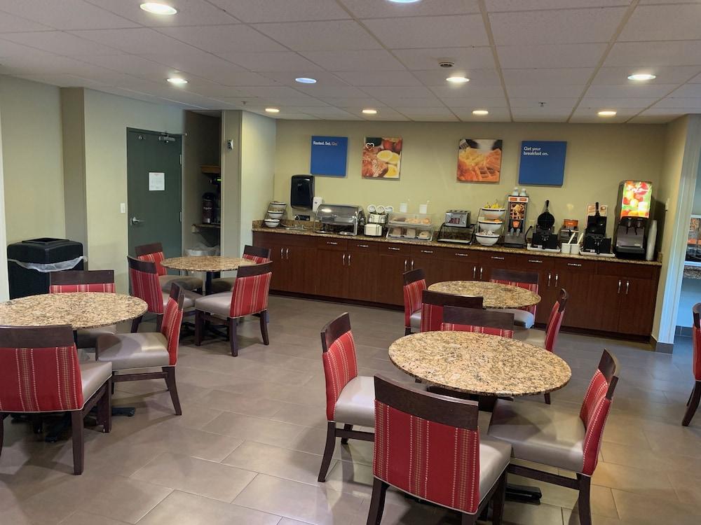 Comfort Inn Fort Myers Northeast Exterior photo