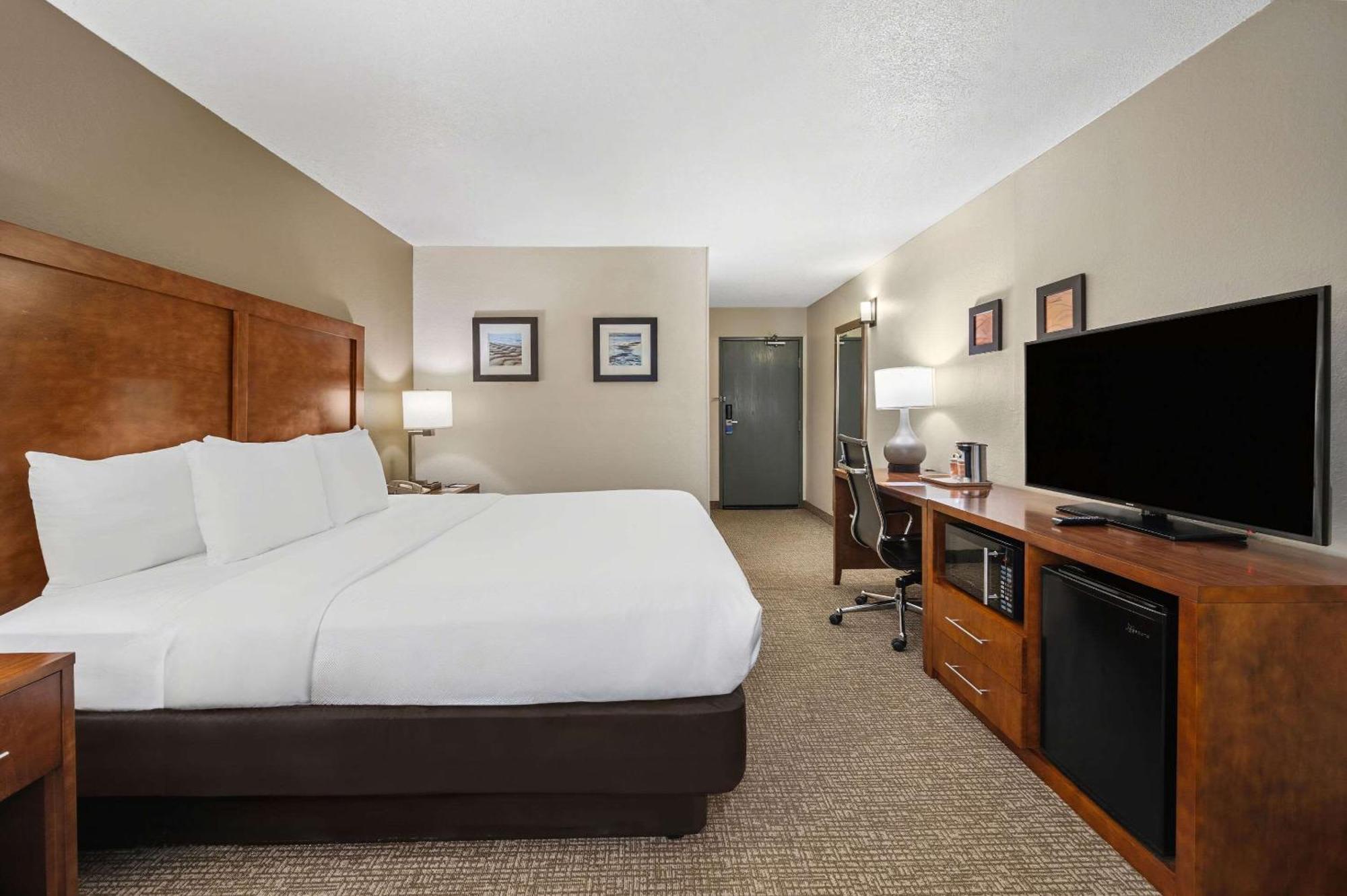 Comfort Inn Fort Myers Northeast Exterior photo
