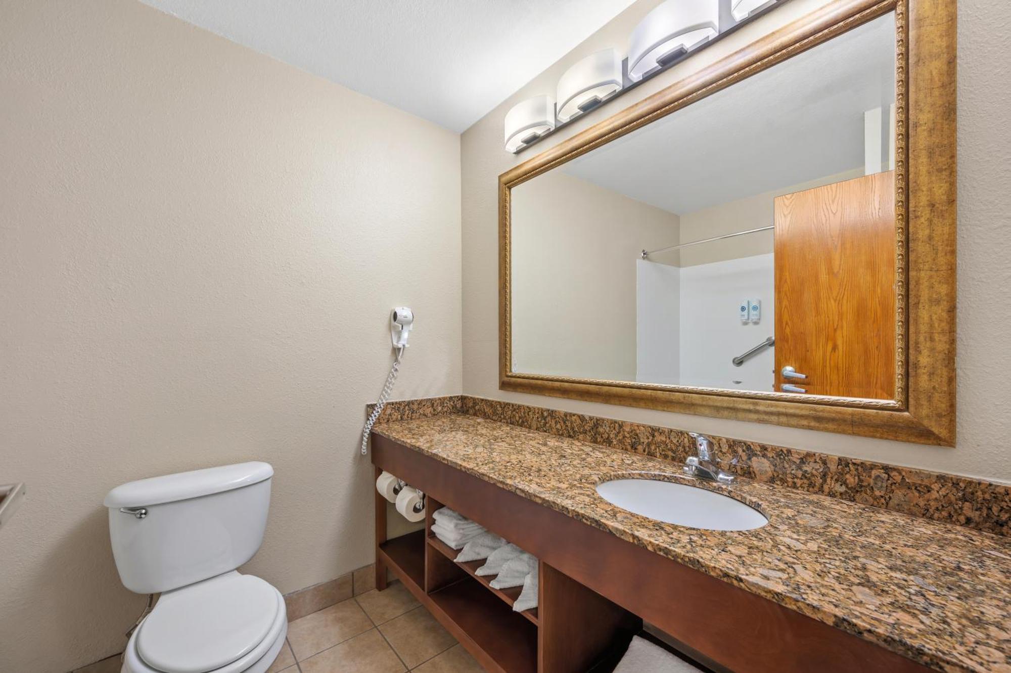 Comfort Inn Fort Myers Northeast Exterior photo
