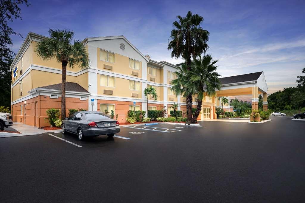 Comfort Inn Fort Myers Northeast Exterior photo